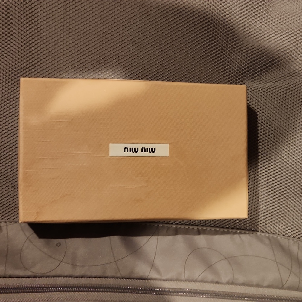 miumiu case